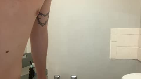 Snapshot of twinkycameron chatting on 10/07/25, 08:11 twinkycameron online show from 10/07/25, 08:11