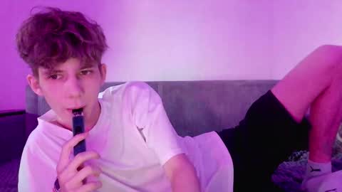 TwiShadow online show from 02/22/26, 11:53