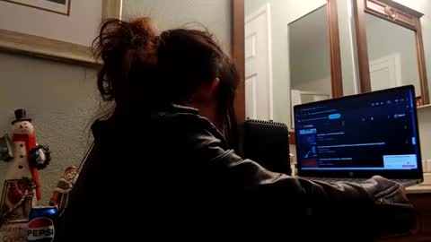 twistedlilpunk online show from 12/28/24, 09:09