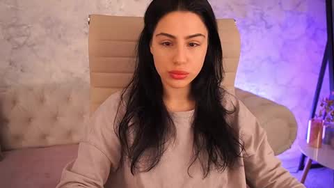 twix_ten online show from 04/18/26, 07:01