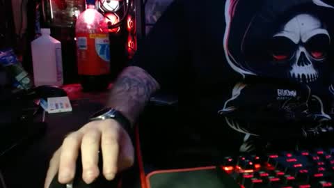 twiztidj8336666 online show from 02/17/26, 10:56