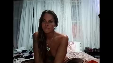 Snapshot of twocrazy85 chatting on 12/06/24, 08:26 Twocrazy85 online show from 12/06/24, 08:26