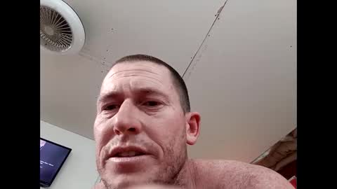 Snapshot of twocrazy85 chatting on 02/22/25, 01:46 Twocrazy85 online show from 02/22/25, 01:46