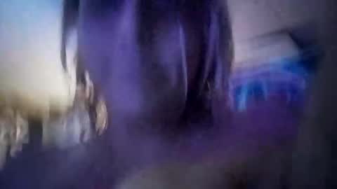 Snapshot of twocrazy85 chatting on 10/21/25, 04:35 Twocrazy85 online show from 10/21/25, 04:35