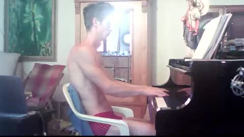 TobeBritta online show from 12/18/25, 08:26