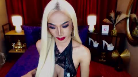 KiaraKeana online show from 04/21/26, 01:42