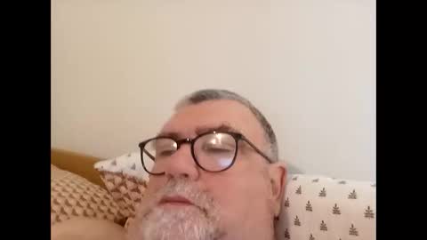 Snapshot of twohats2810 chatting on 03/12/26, 10:21 twohats2810 online show from 03/12/26, 10:21