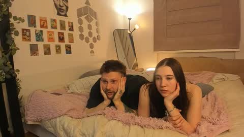 Snapshot of twoinframe chatting on 02/17/26, 02:57 twoinframe online show from 02/17/26, 02:57