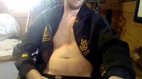 Snapshot of twootall chatting on 02/18/25, 05:21 twootall online show from 02/18/25, 05:21