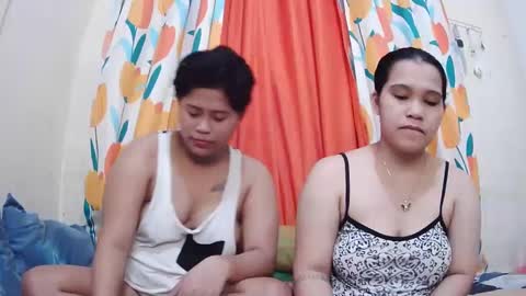 Lyn and lea online show from 02/05/25, 02:40