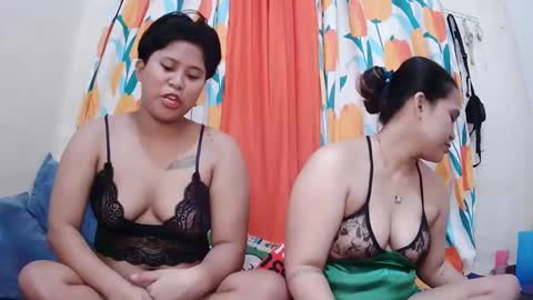 Lyn and lea online show from 02/20/25, 02:40