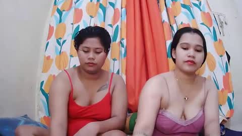 Lyn and lea online show from 02/25/25, 11:44