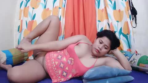 Lyn and lea online show from 02/27/25, 03:36