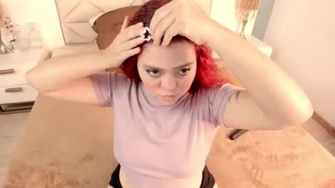 Twiggy online show from 03/30/26, 08:10