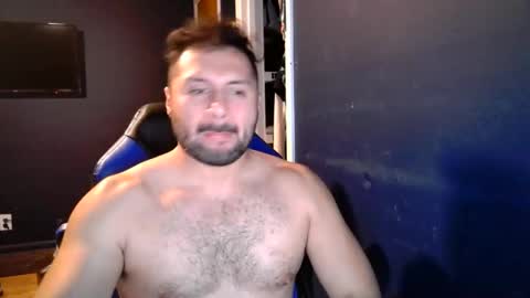 Snapshot of txmusclestud chatting on 03/08/25, 11:28 txmusclestud online show from 03/08/25, 11:28
