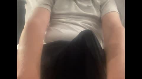 txsizedhog420 online show from 10/02/25, 04:19