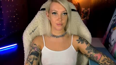 Miley online show from 02/06/26, 02:42