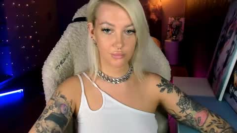 Miley online show from 04/19/26, 02:05