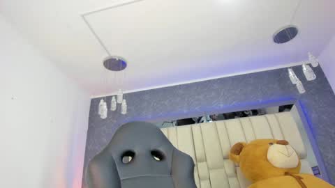  TYLA  online show from 01/29/25, 09:23