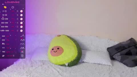 Snapshot of tyler_ema chatting on 11/24/25, 07:24 Ema online show from 11/24/25, 07:24