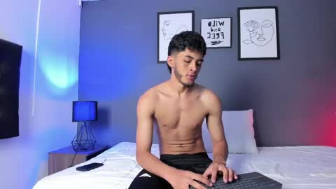 Tyler Fox online show from 04/20/26, 09:16