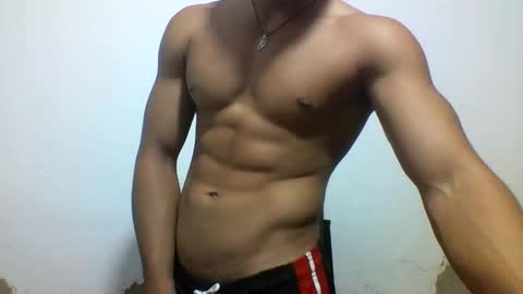 Snapshot of tyler_gold823 chatting on 02/23/25, 01:10 Tyler online show from 02/23/25, 01:10