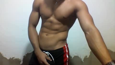 Snapshot of tyler_gold823 chatting on 03/03/25, 04:46 Tyler online show from 03/03/25, 04:46