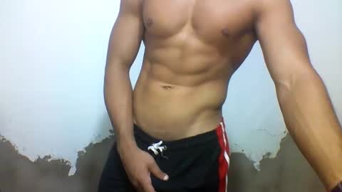 Snapshot of tyler_gold823 chatting on 03/08/25, 05:01 Tyler online show from 03/08/25, 05:01