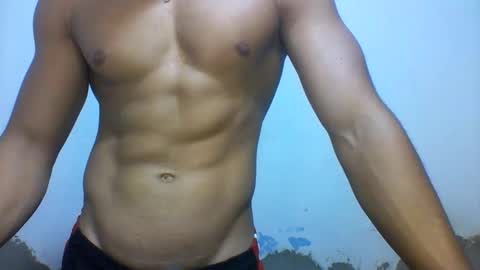 Snapshot of tyler_gold823 chatting on 03/11/25, 01:45 Tyler online show from 03/11/25, 01:45