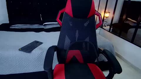 tyler_hank1 online show from 03/08/25, 03:24