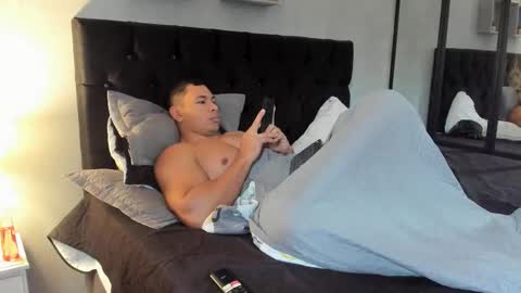 tyler_hank1 online show from 01/13/26, 01:16