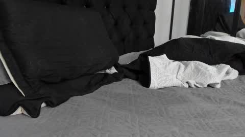 tyler_hank1 online show from 03/06/26, 12:56