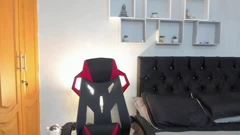 tyler_hank1 online show from 03/17/26, 03:44