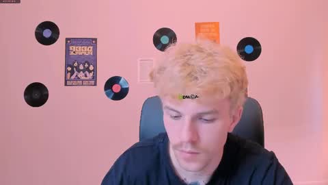tyler_wolf_ online show from 05/08/26, 09:47