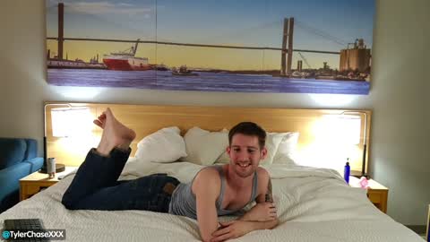 Snapshot of tylerchasexxx chatting on 12/27/24, 02:25 Tyler Chase online show from 12/27/24, 02:25