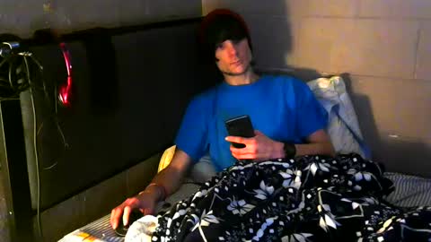 Snapshot of tylerlee199169 chatting on 12/03/24, 02:27 Tyler online show from 12/03/24, 02:27