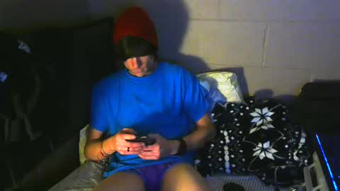 Snapshot of tylerlee199169 chatting on 12/06/24, 06:04 Tyler online show from 12/06/24, 06:04