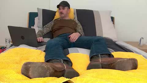 TylerLogan813 online show from 09/26/25, 05:06