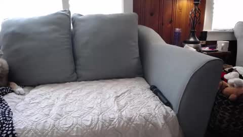 Tyler Sands online show from 10/23/25, 02:16