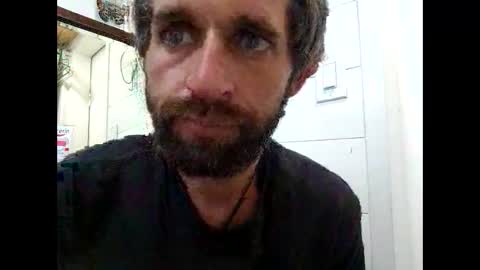 tylerweist727678265 online show from 11/25/25, 08:20