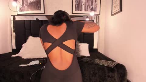       online show from 09/27/25, 03:44