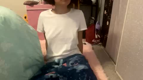 Snapshot of tyra_liana chatting on 03/11/25, 12:00 Tyra Liana online show from 03/11/25, 12:00