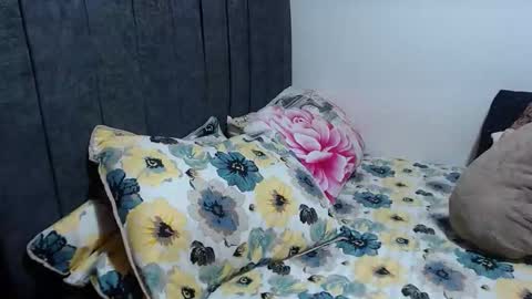 tyra_stone1 online show from 12/19/25, 01:40