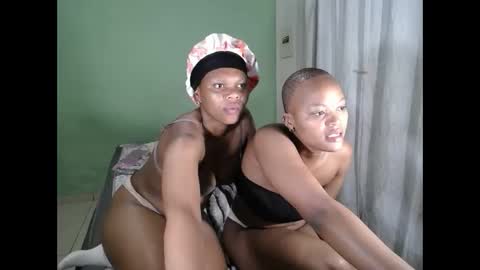 tyratrixie online show from 04/21/26, 02:51