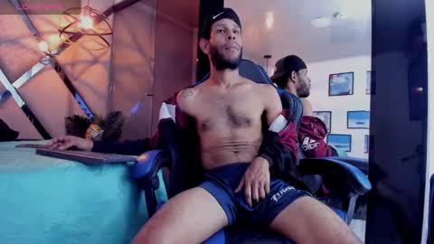 --- Tyron --- online show from 04/19/26, 04:12