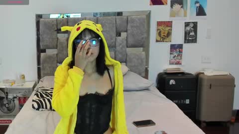 u4e megs online show from 04/24/26, 02:19