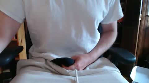 Snapshot of u_can_watch_me chatting on 05/05/26, 01:41 u_can_watch_me online show from 05/05/26, 01:41