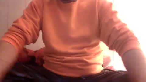 Snapshot of u_caught_us chatting on 12/29/24, 03:13 u_caught_us online show from 12/29/24, 03:13