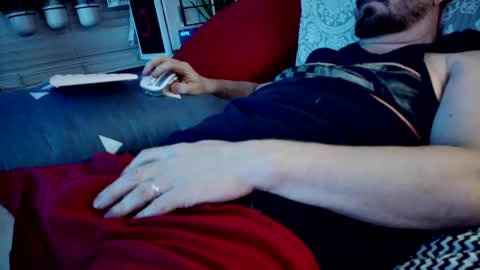 Snapshot of ucez2play chatting on 03/08/25, 09:28 Daddy online show from 03/08/25, 09:28