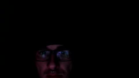 ucloudd online show from 04/08/26, 10:32